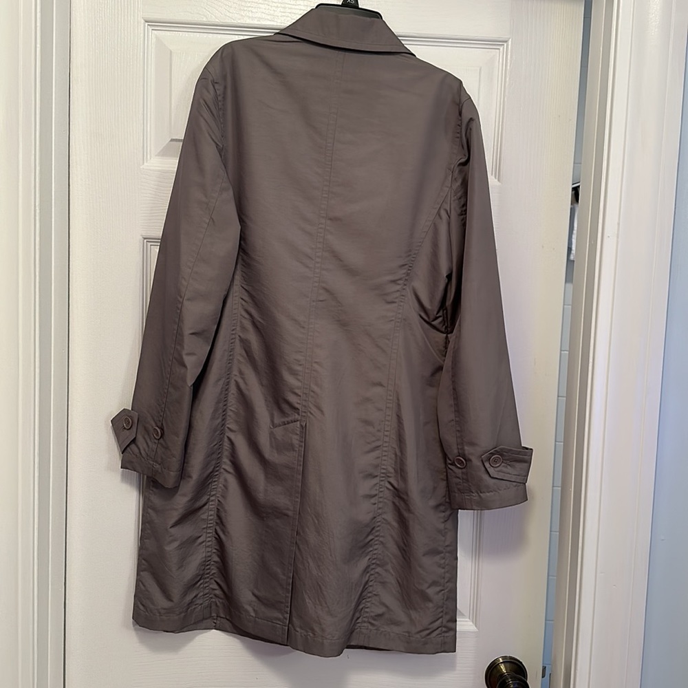 Light Nylon Jacket - image 4